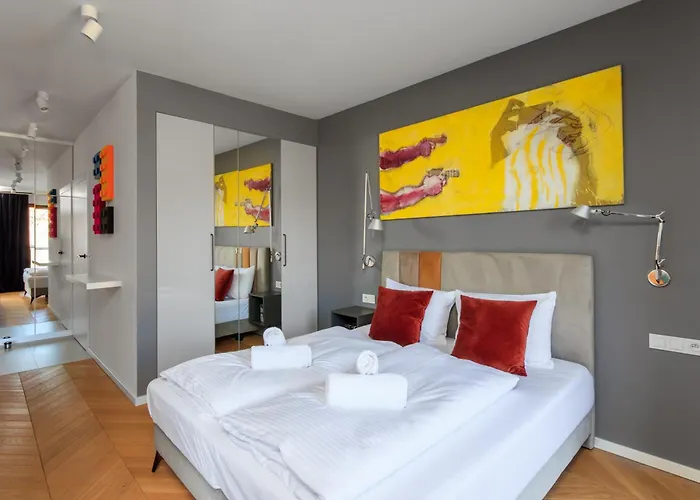 Bulvary Ksiazece, Sun&snow